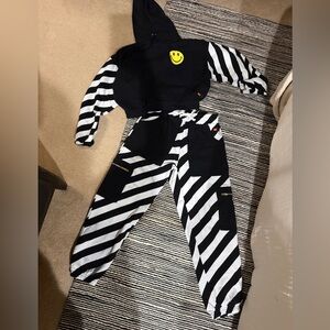 NWT Aviator Nation Black Hoodie set size XL with smiley yellow detail.